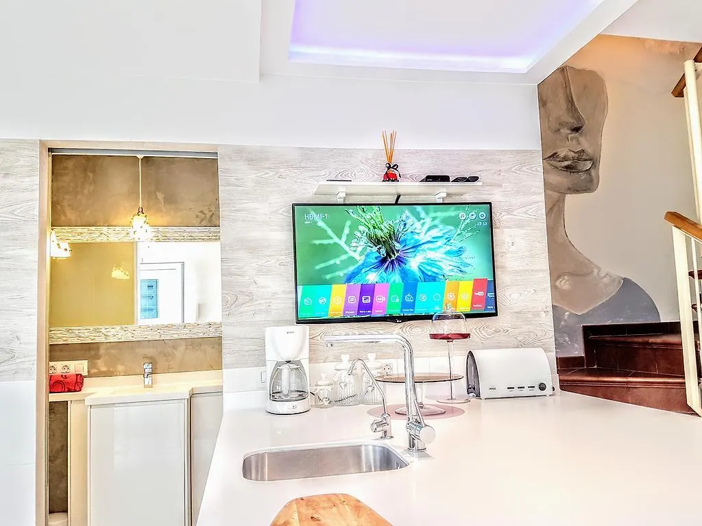 Townhouse Corona Costa Adeje בית נופש אדחה